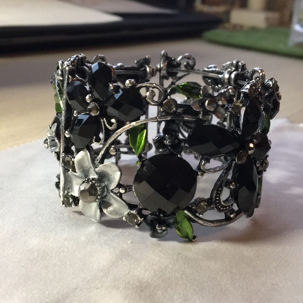 Beautiful Fashion Bracelet